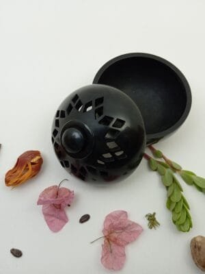 SP-000213 (Nazli) (1) Nazli